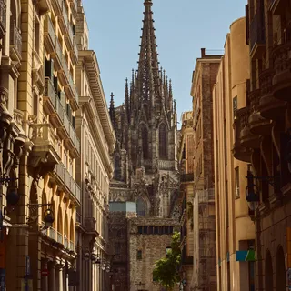 Barcelona cathedral street view